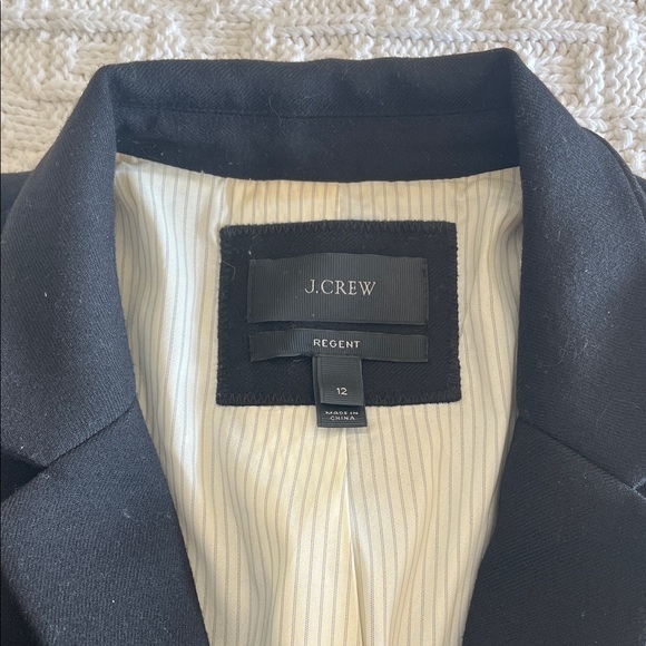 J. Crew Classic Navy Regent Women's Blazer in four-season stretch Sz 12 - Picture 4 of 11